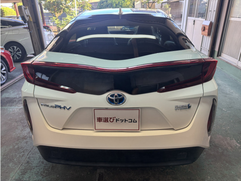PRIUS PHV