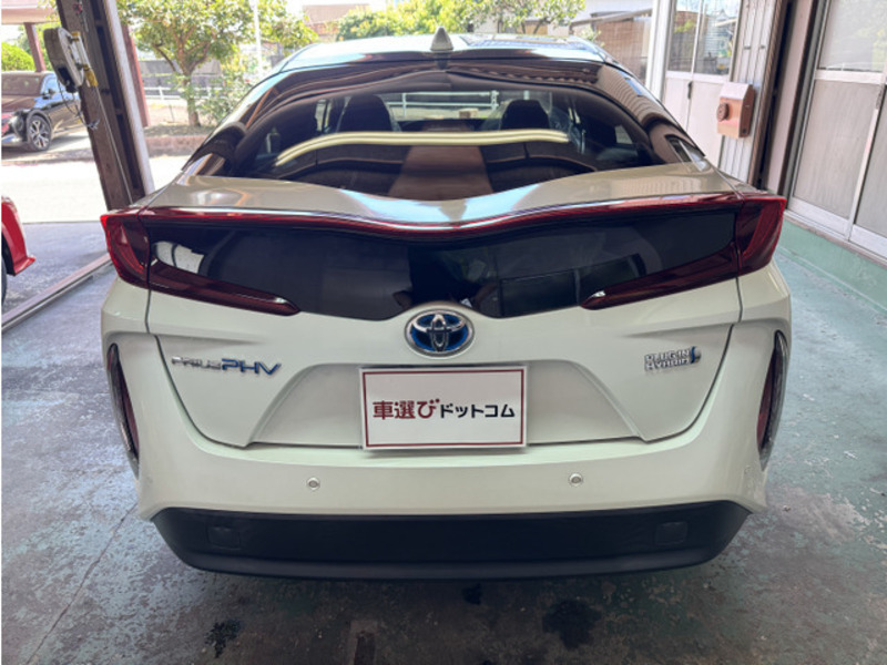 PRIUS PHV