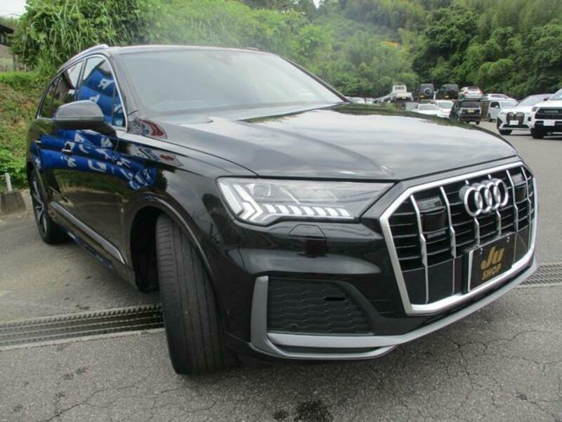 Q7