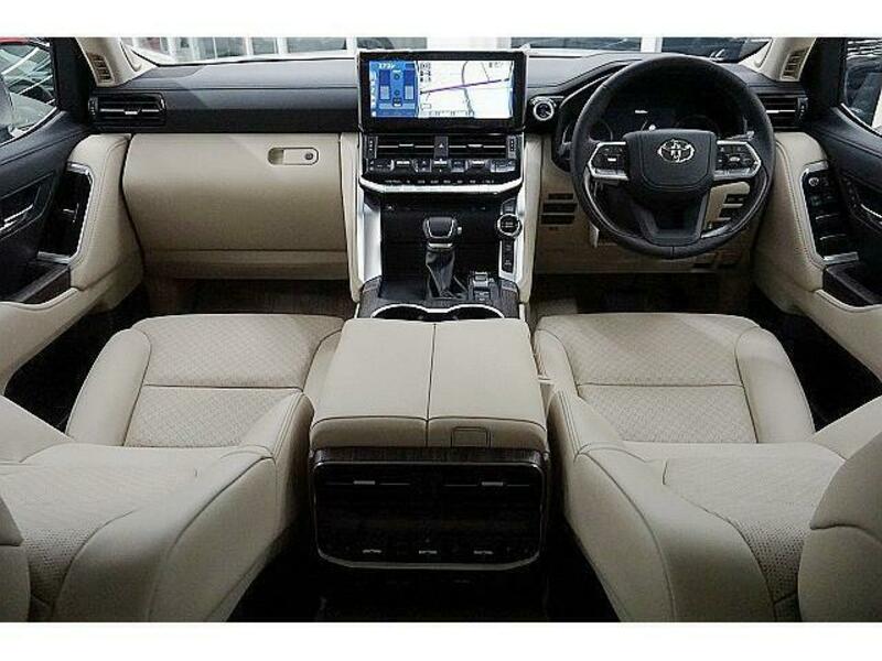 LAND CRUISER