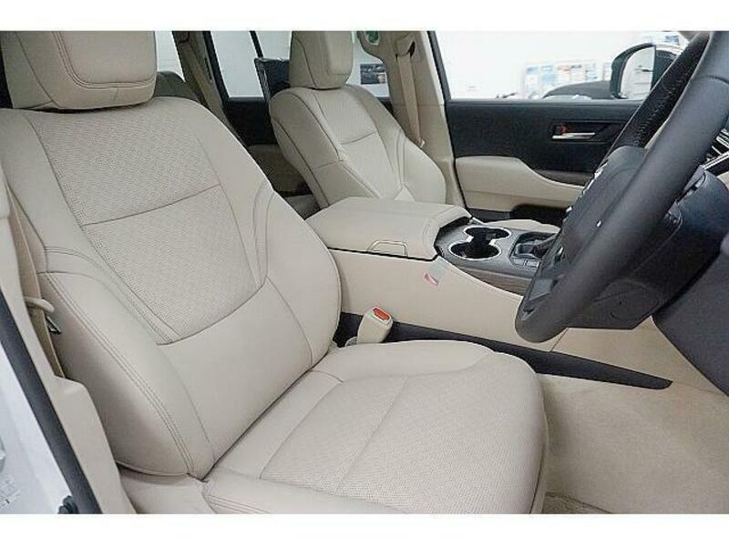 LAND CRUISER