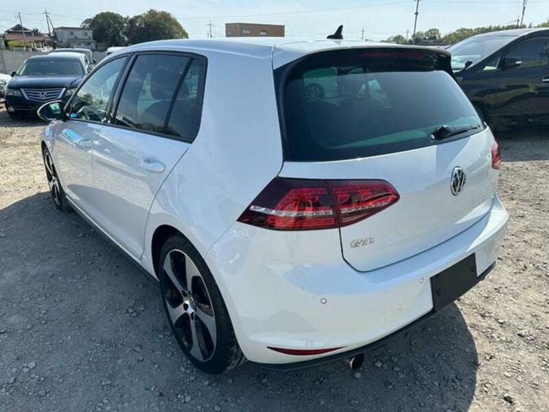GOLF GTI