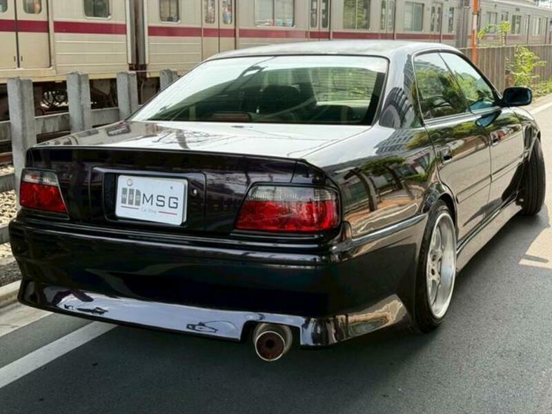 CHASER