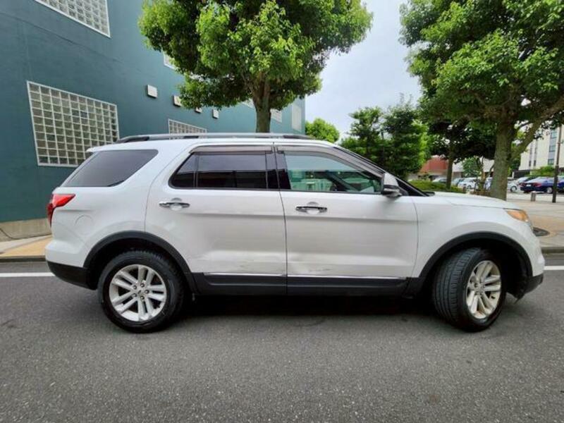 EXPLORER