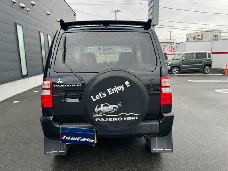 PAJERO MINI