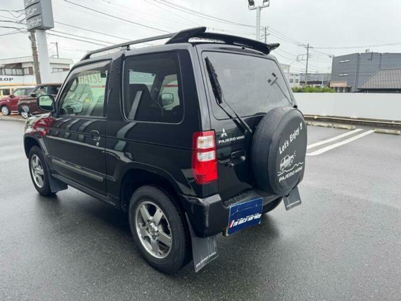 PAJERO MINI