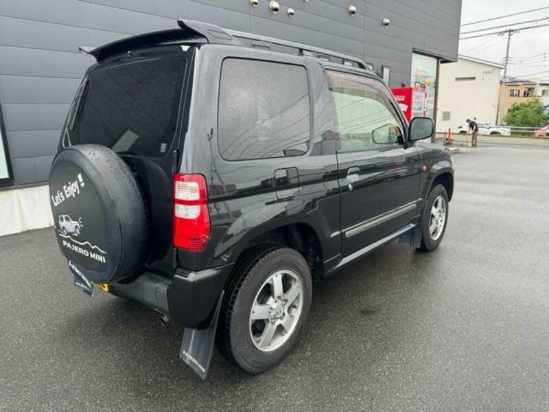 PAJERO MINI