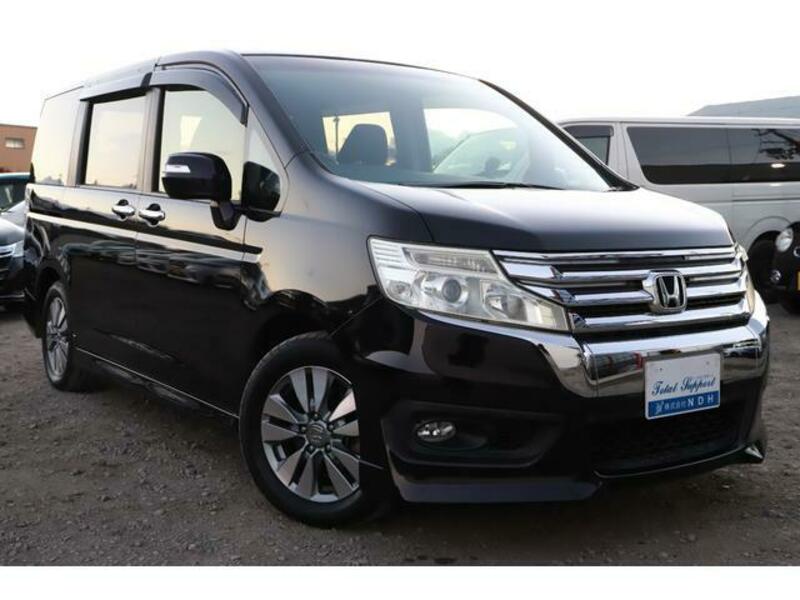 HONDA STEPWAGON SPADA