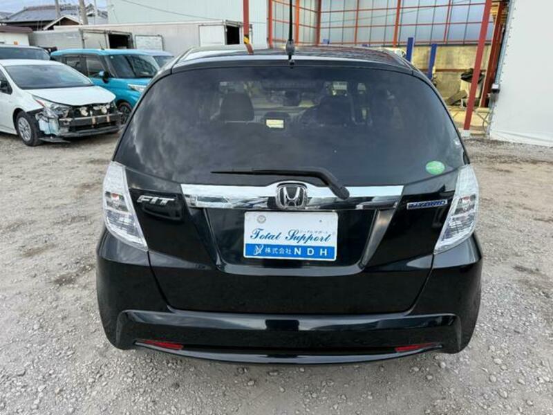 FIT HYBRID