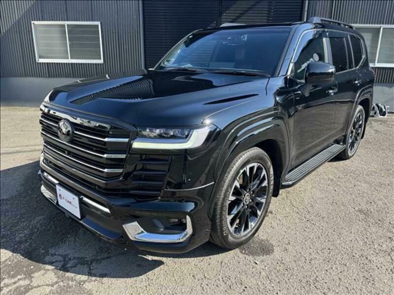 LAND CRUISER