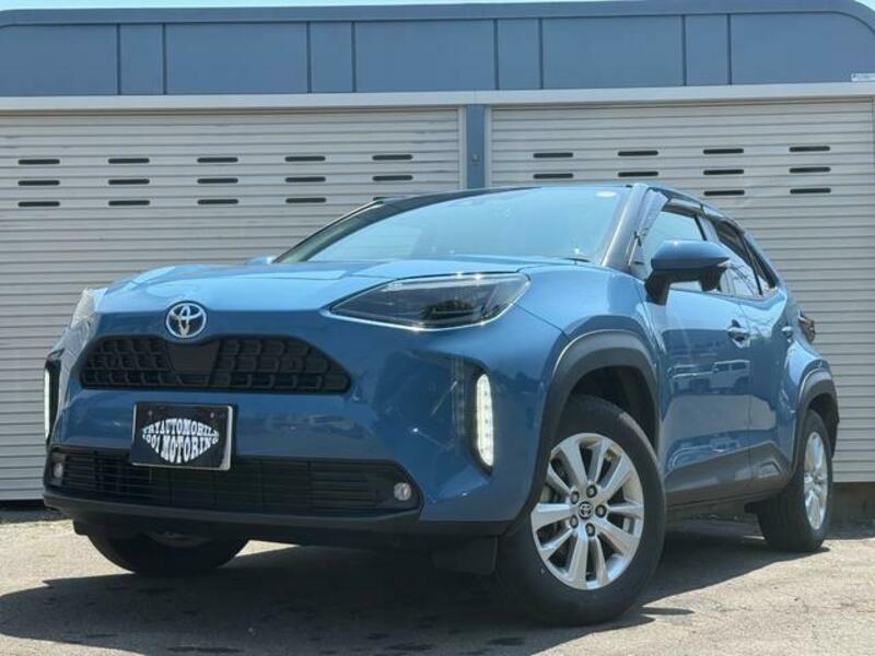 YARIS CROSS