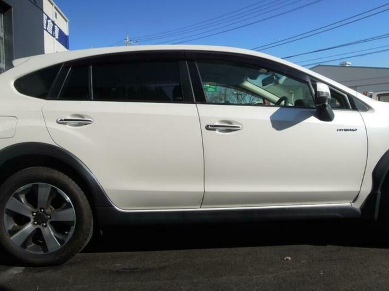 XV HYBRID