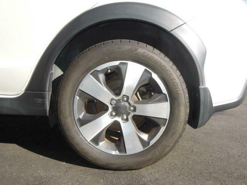 XV HYBRID