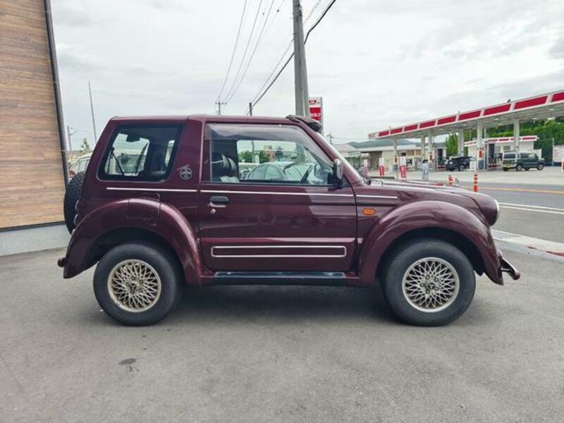 PAJERO JR