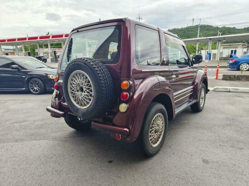 PAJERO JR