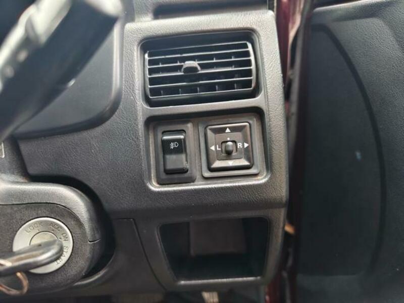 PAJERO JR