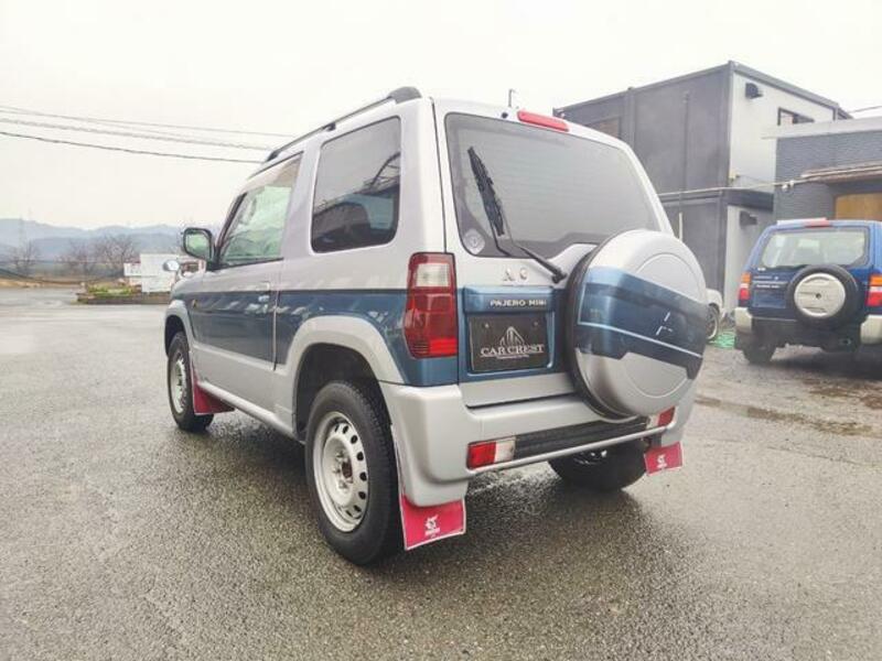 PAJERO MINI