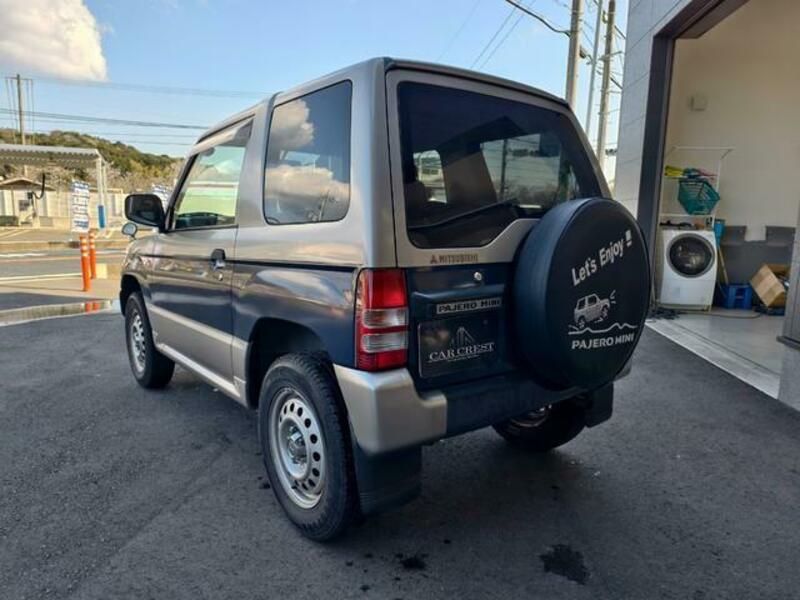 PAJERO MINI