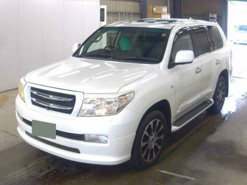 TOYOTA LAND CRUISER