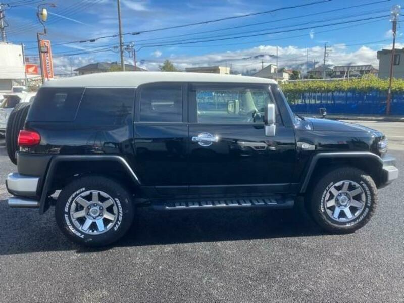 FJ CRUISER