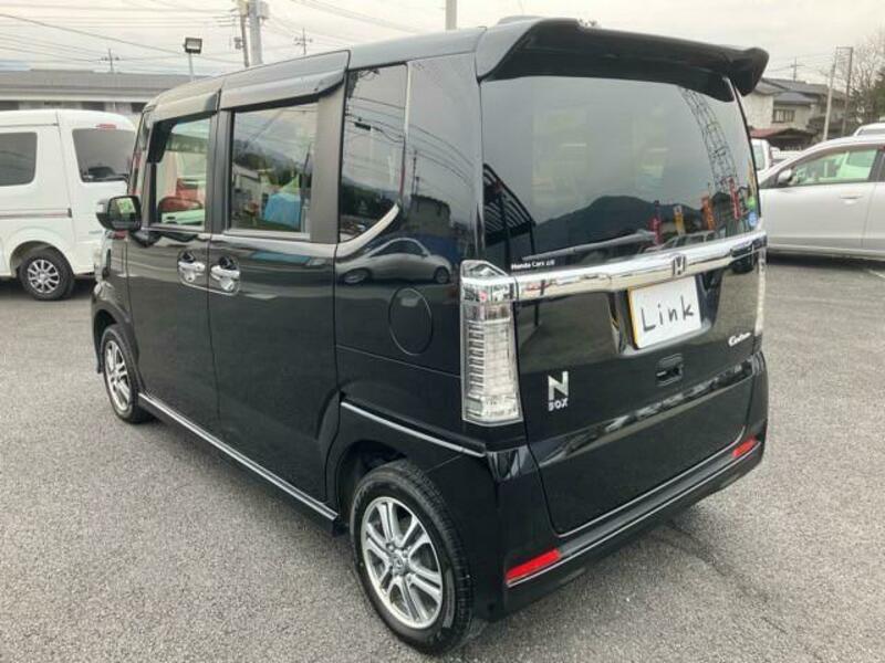 N BOX CUSTOM