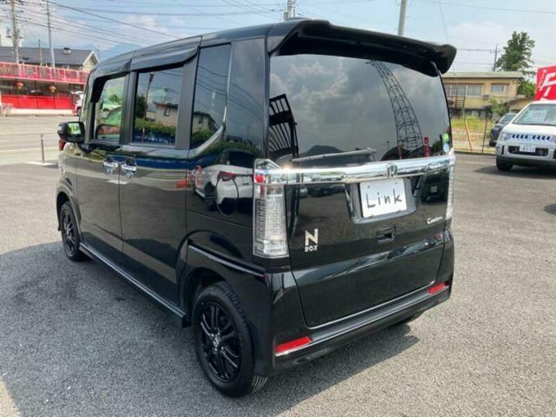 N BOX CUSTOM