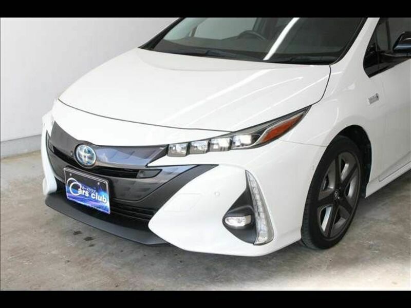 PRIUS PHV