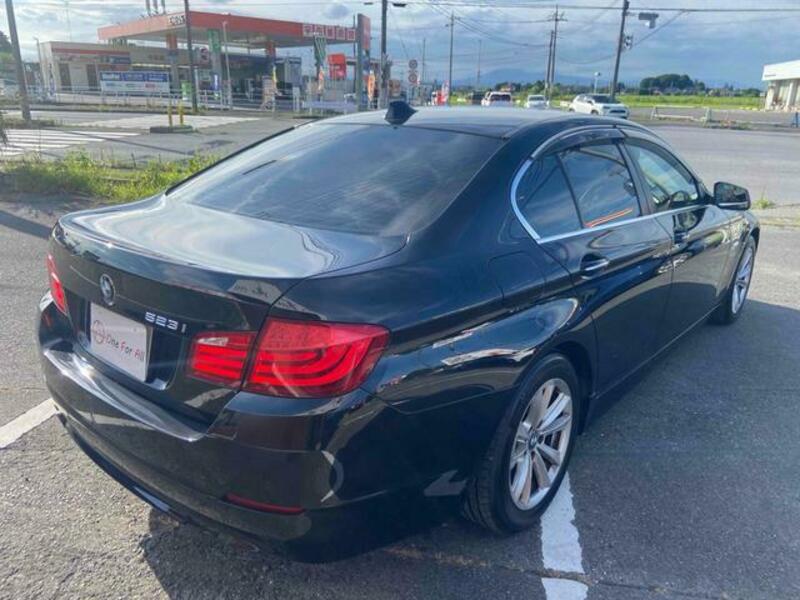 5 SERIES