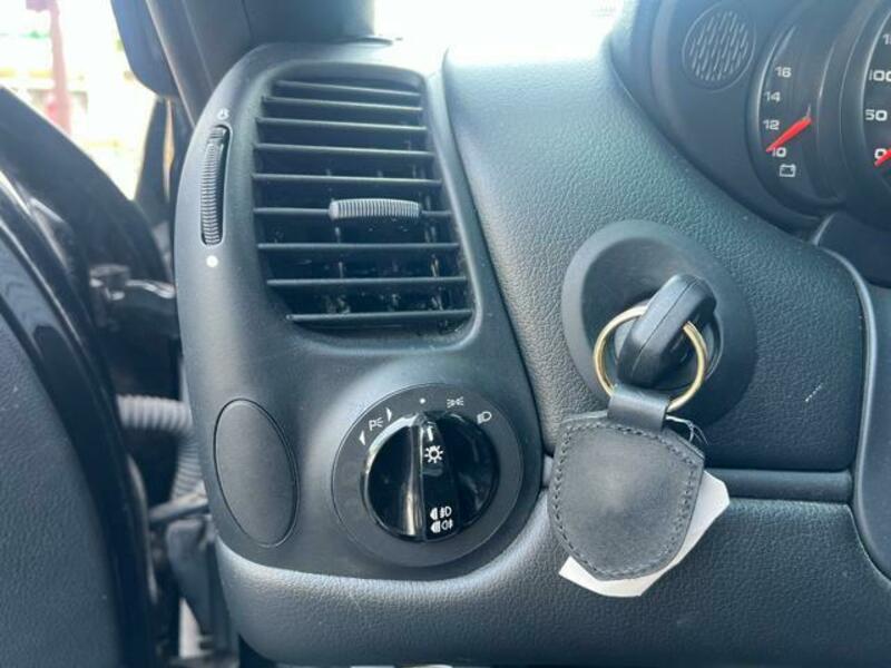 911