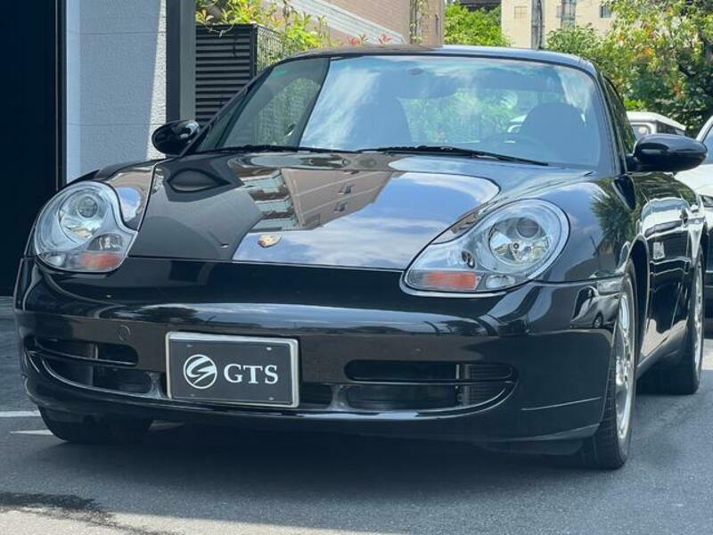 911