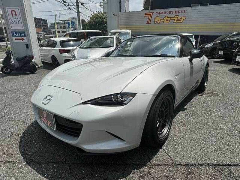 ROADSTER