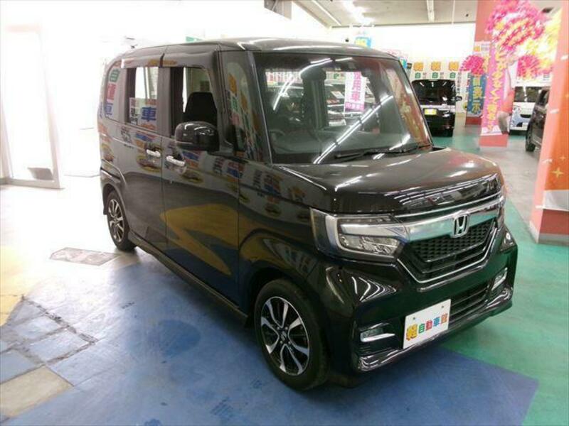 N BOX CUSTOM