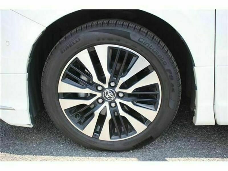 VELLFIRE