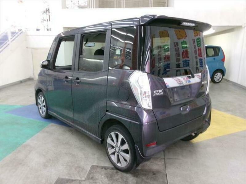 EK SPACE CUSTOM