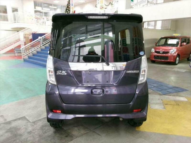 EK SPACE CUSTOM