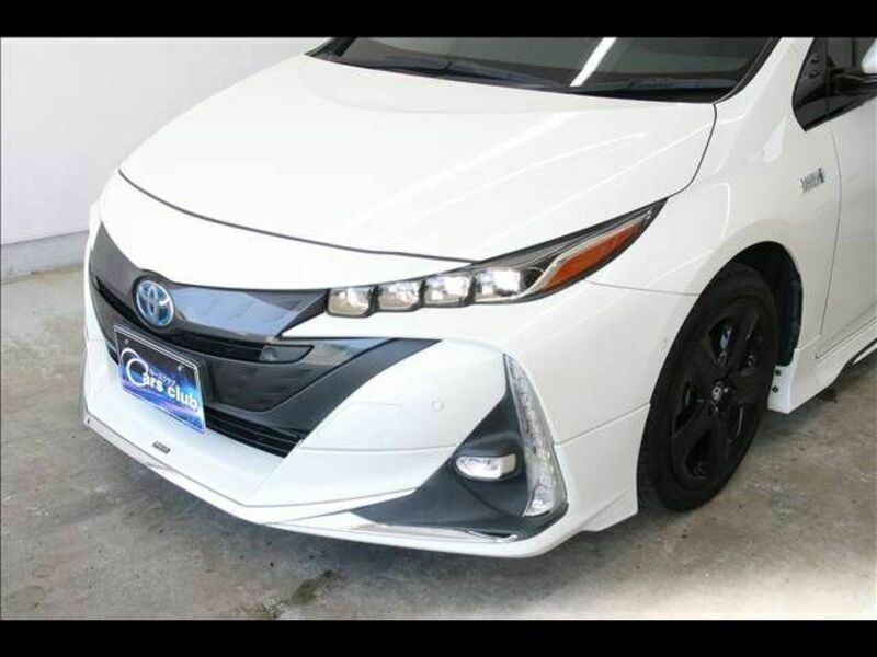 PRIUS PHV