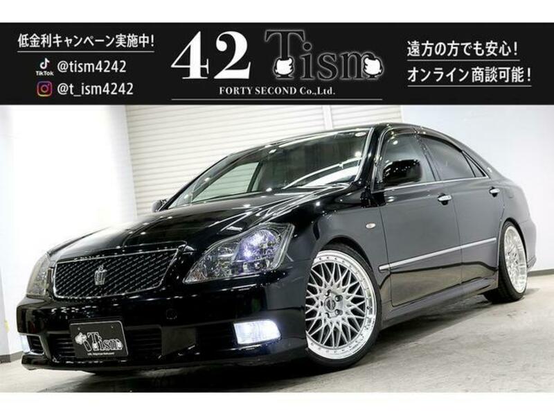 TOYOTA CROWN