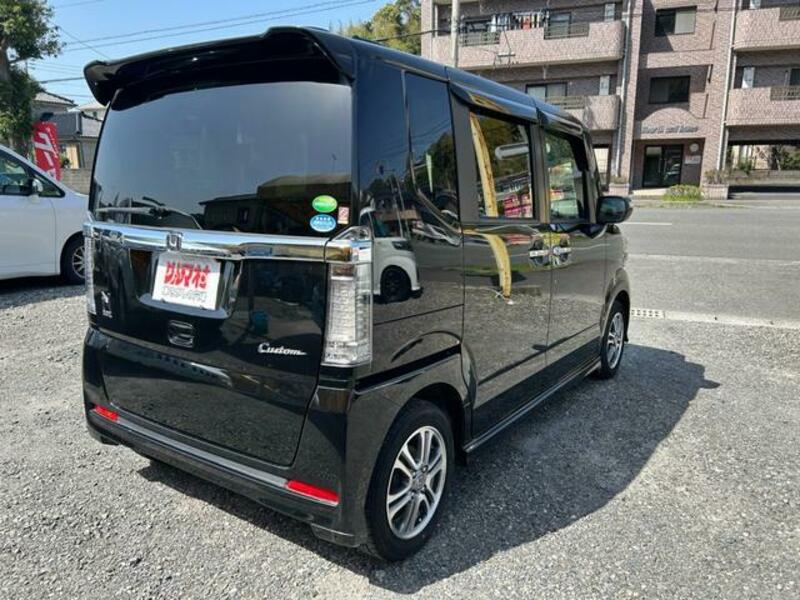 N BOX CUSTOM
