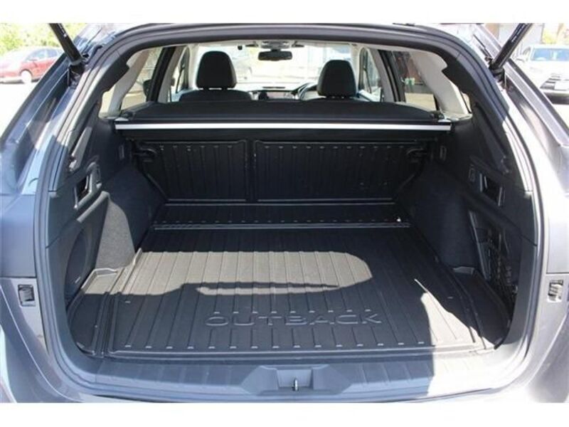 LEGACY OUTBACK