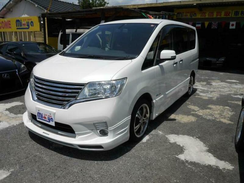 NISSAN SERENA