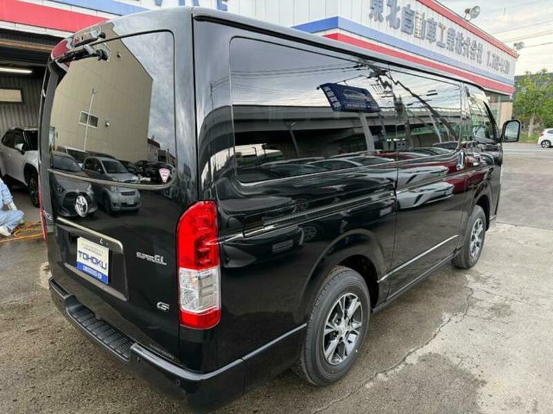 HIACE VAN