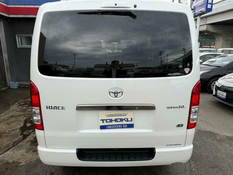 HIACE VAN