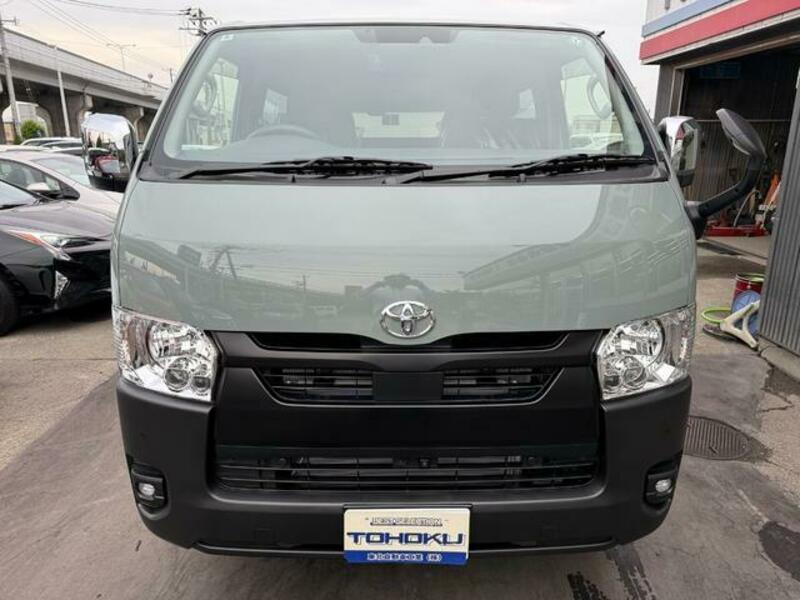 HIACE VAN