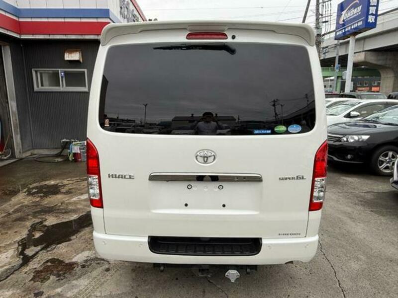 HIACE VAN