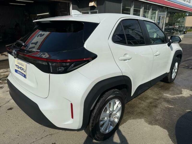 YARIS CROSS