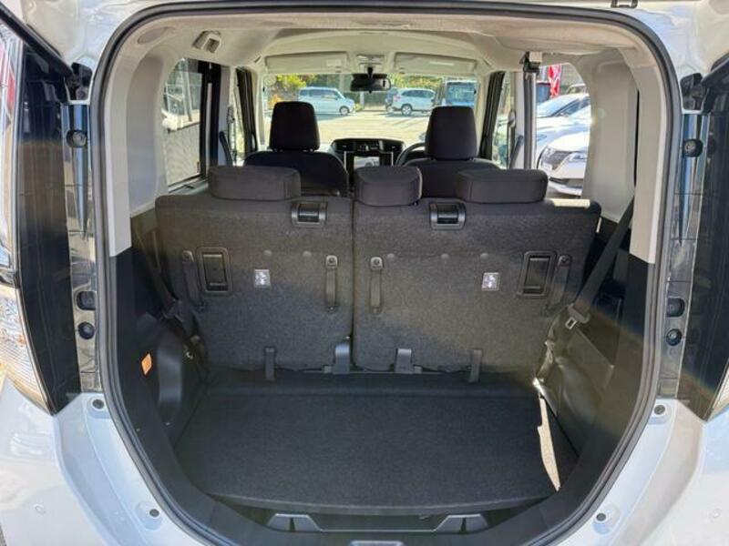 ROOMY