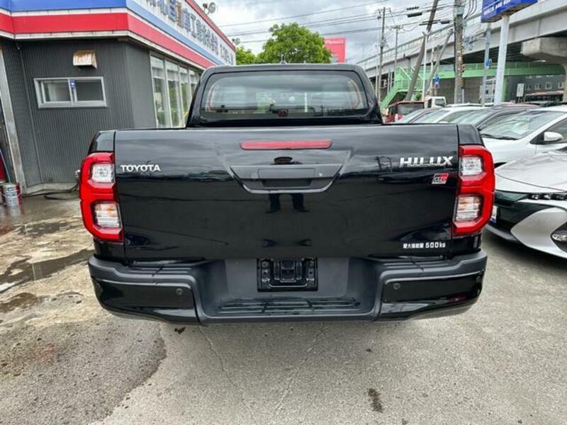 HILUX