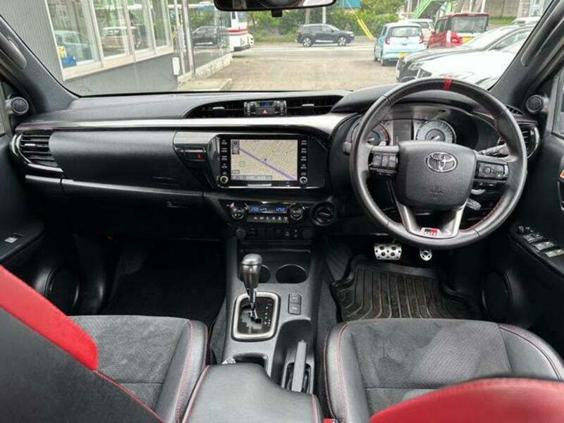 HILUX