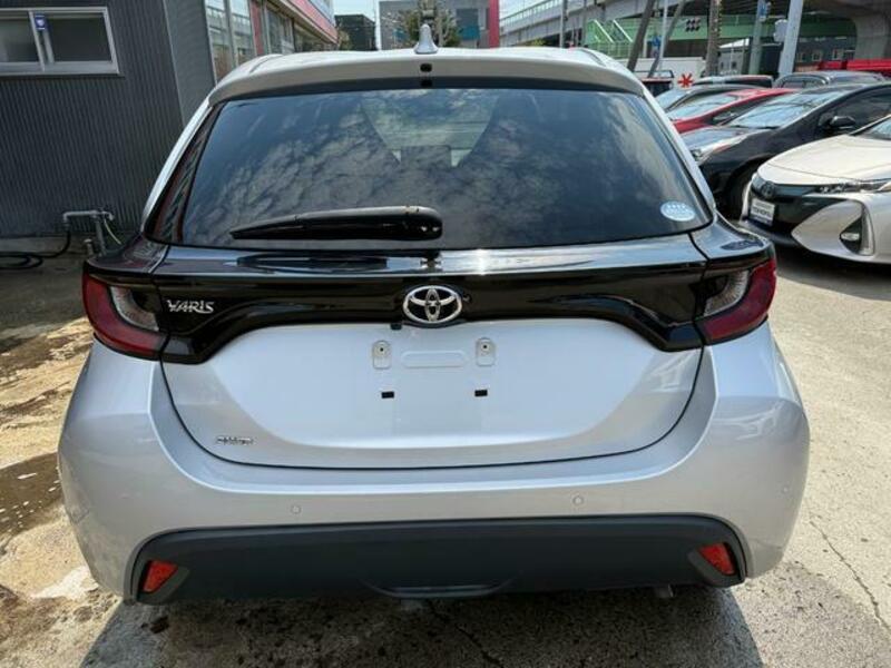 YARIS