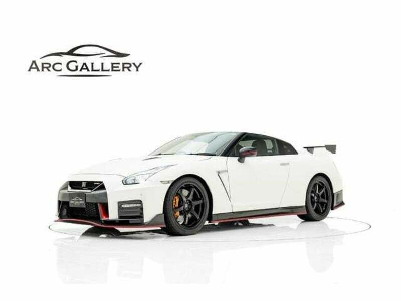 NISSAN GT-R